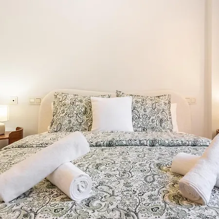 Apartment Luxurious 3 Bedroom In Elviria Marbella