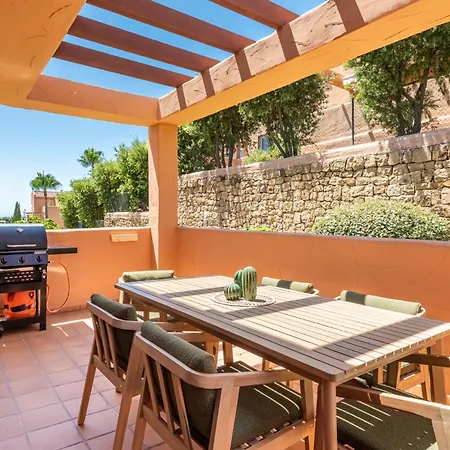 Luxurious 3 Bedroom In Elviria Marbella